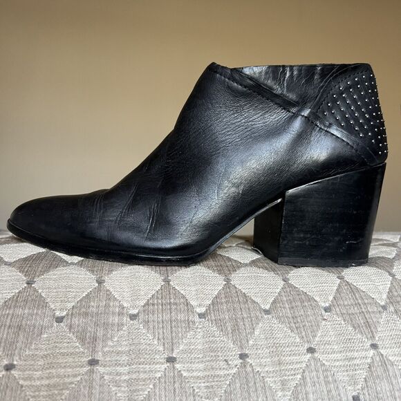 1.State Jelin Black Leather Ankle Studded Boots Block Heel Pointed Toe Women’s 9 - Picture 1 of 16